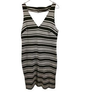 Betsey Johnson Midi Dress 8 Womens Black White Striped V Neck Classy Slimming